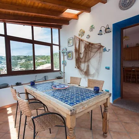 Il Pesce E Il Geco Apartmán *