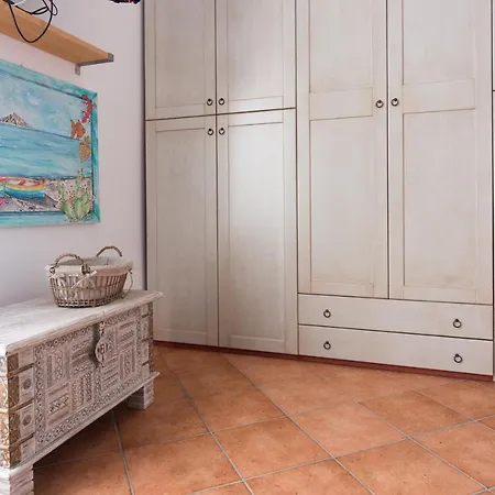 Il Pesce E Il Geco * 利帕里